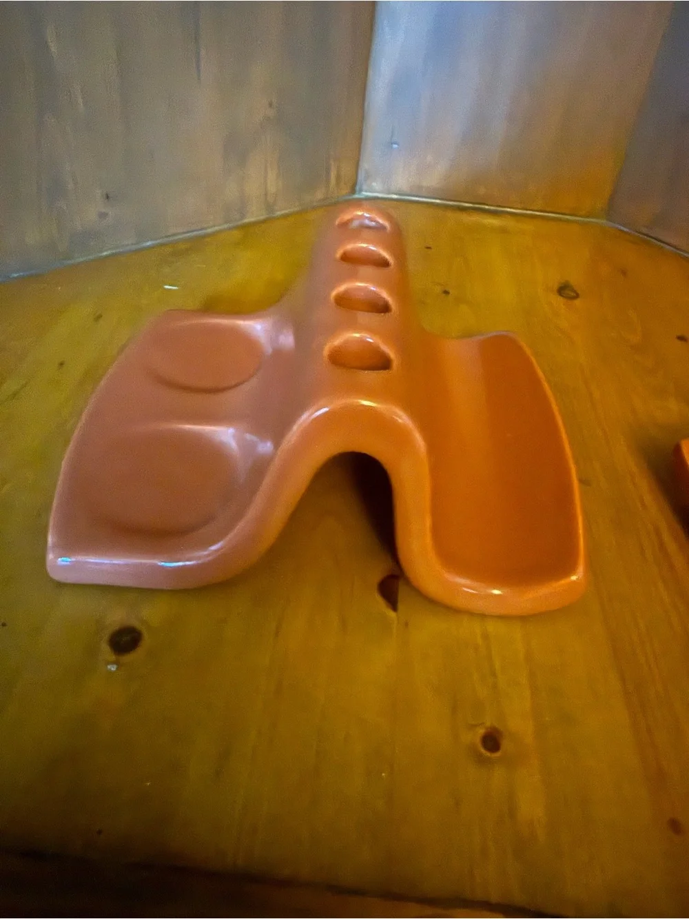vintage Royal Haeger ceramic bathroom accessories in a terra-cotta peach glaze
